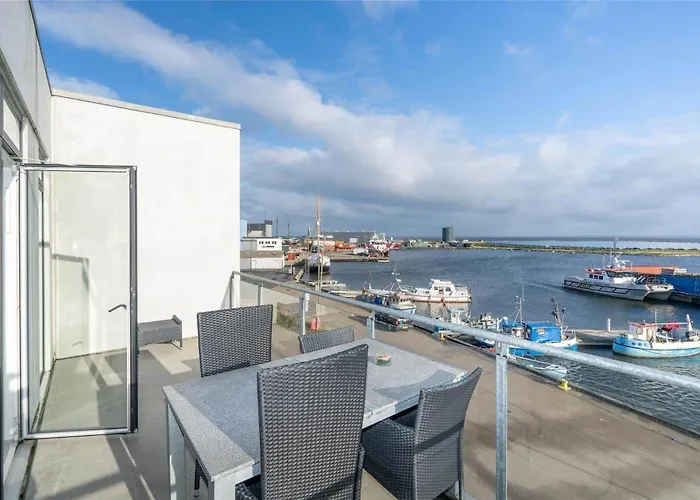 824 - Mamrelund 6 2. A Hvide Sande